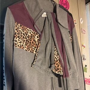 VS PINK CHEETAH SET!!!